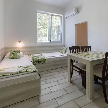 Gramatikovi 3* Pomorie